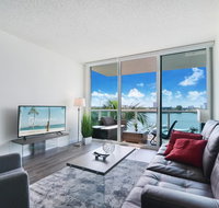 Yacht Club Modern Luxury Apartments - Accommodation Missouri