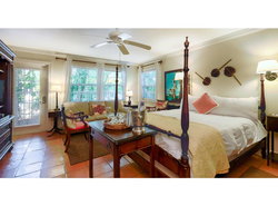 The Caribbean Court Boutique Hotel