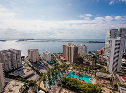 Fortune House Hotel Suites