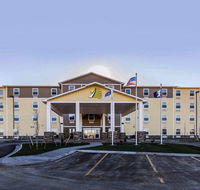 MainStay Suites Watford City - Accommodation Missouri