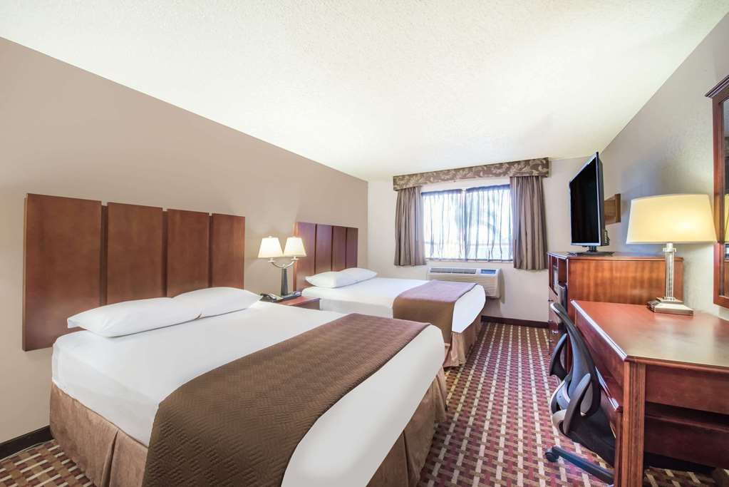 Super 8 Harlingen - thumb 8