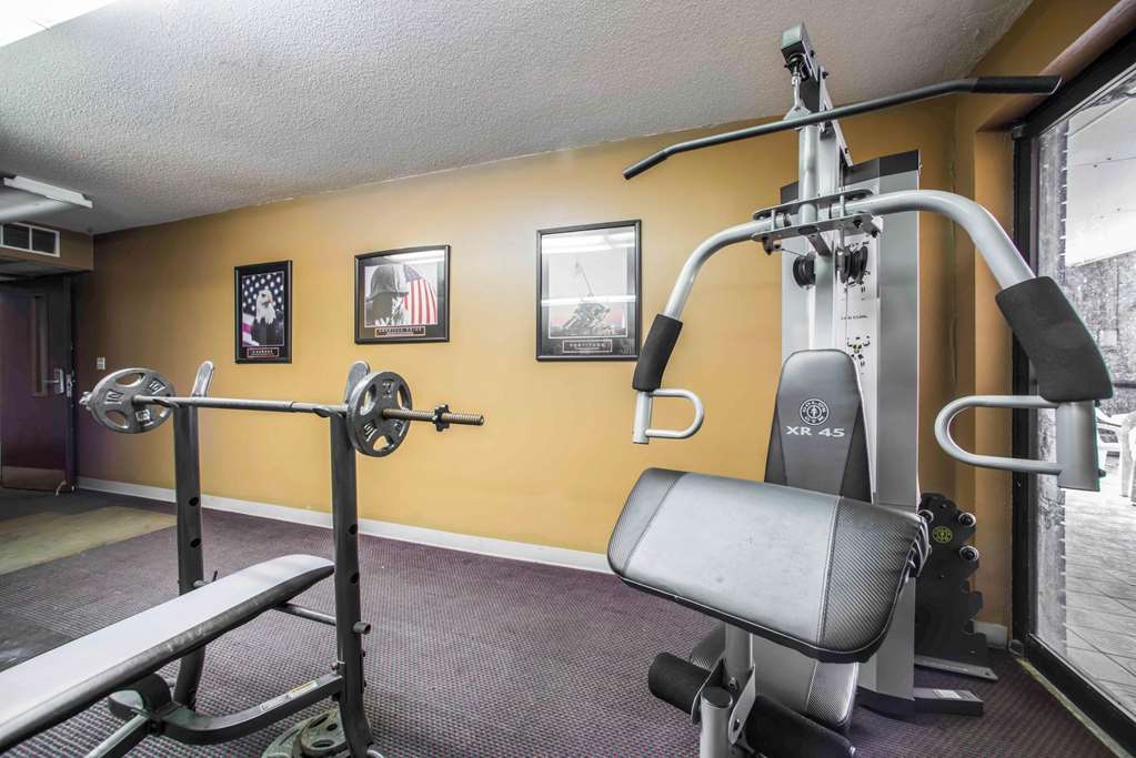 Econo Lodge - thumb 17
