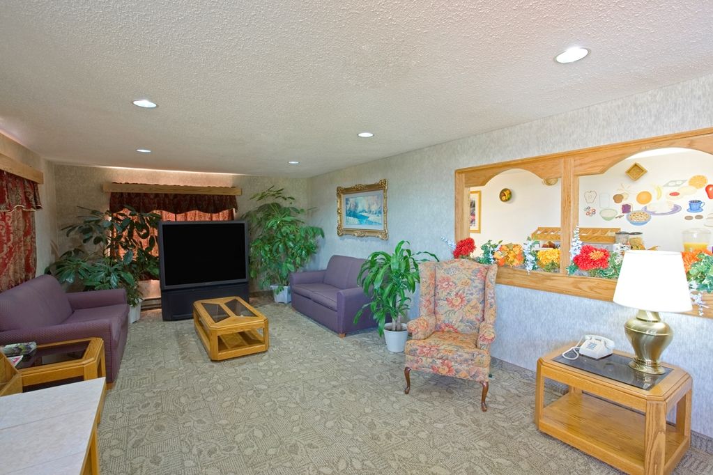 Americas Best Value Inn - thumb 2
