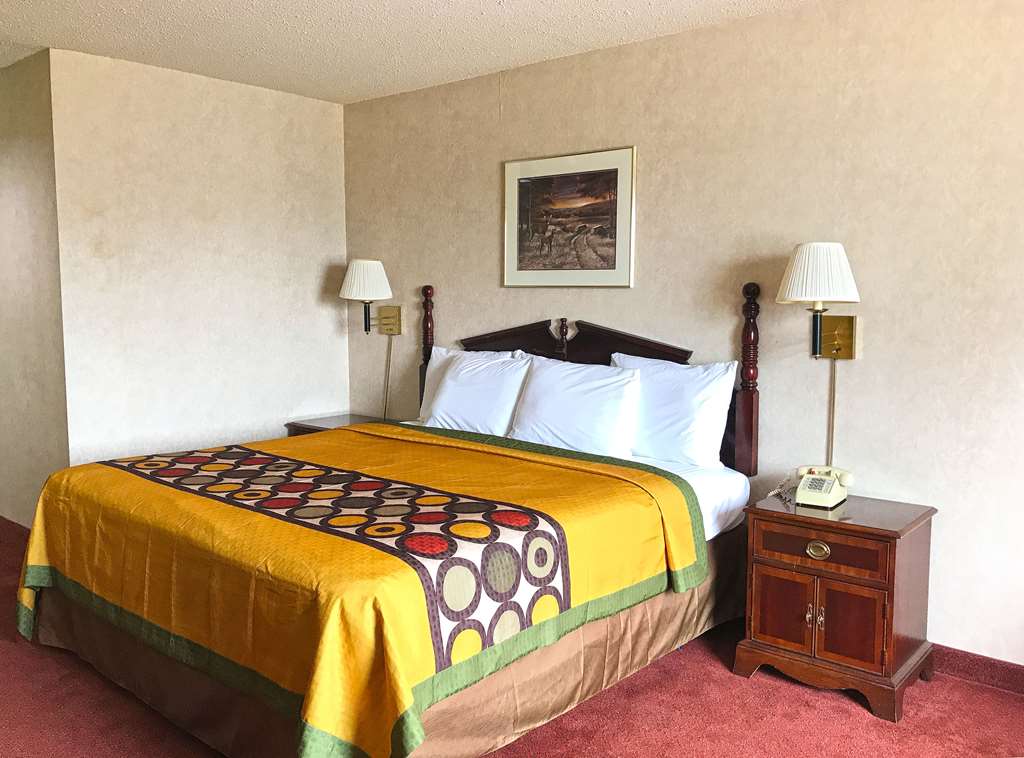 Americas Best Value Inn - thumb 3