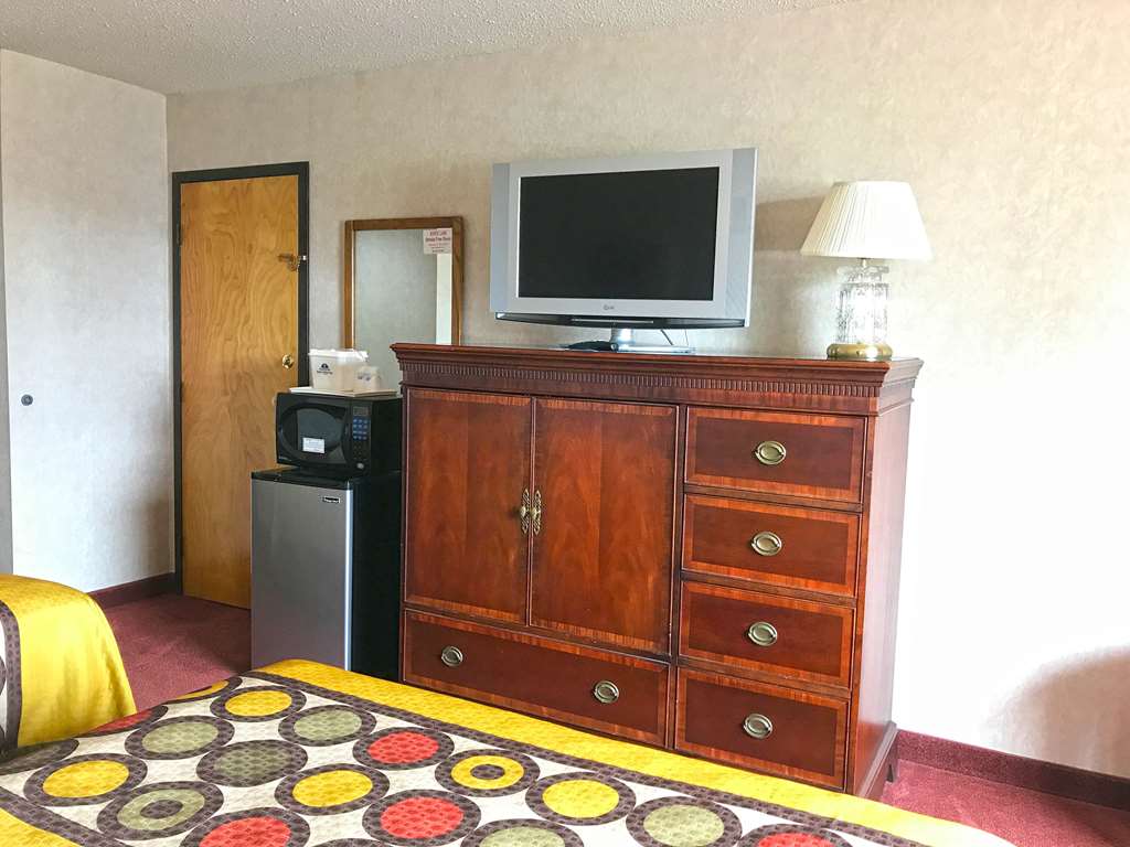 Americas Best Value Inn - thumb 10