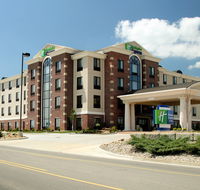 Holiday Inn Express Suites Marion - Accommodation Missouri