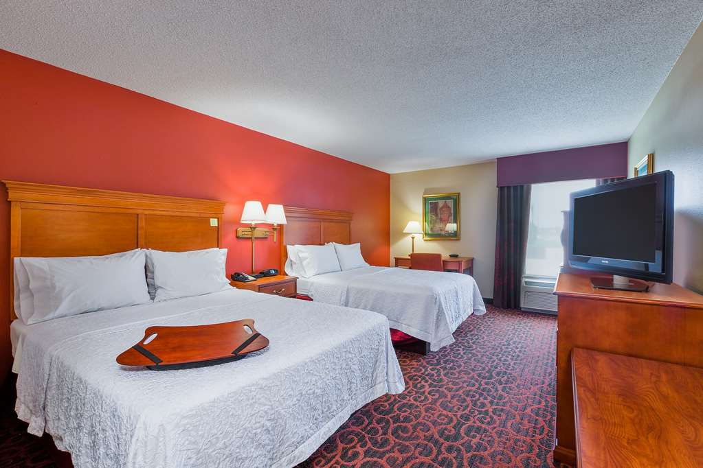 Hampton Inn Marion - thumb 11