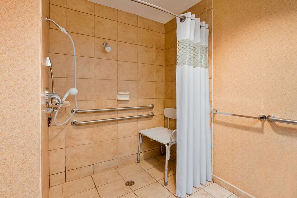 Hampton Inn Marion - thumb 13