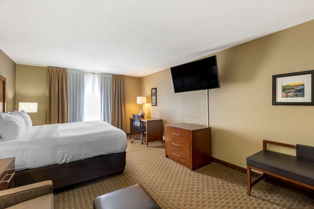 Comfort Inn - thumb 13