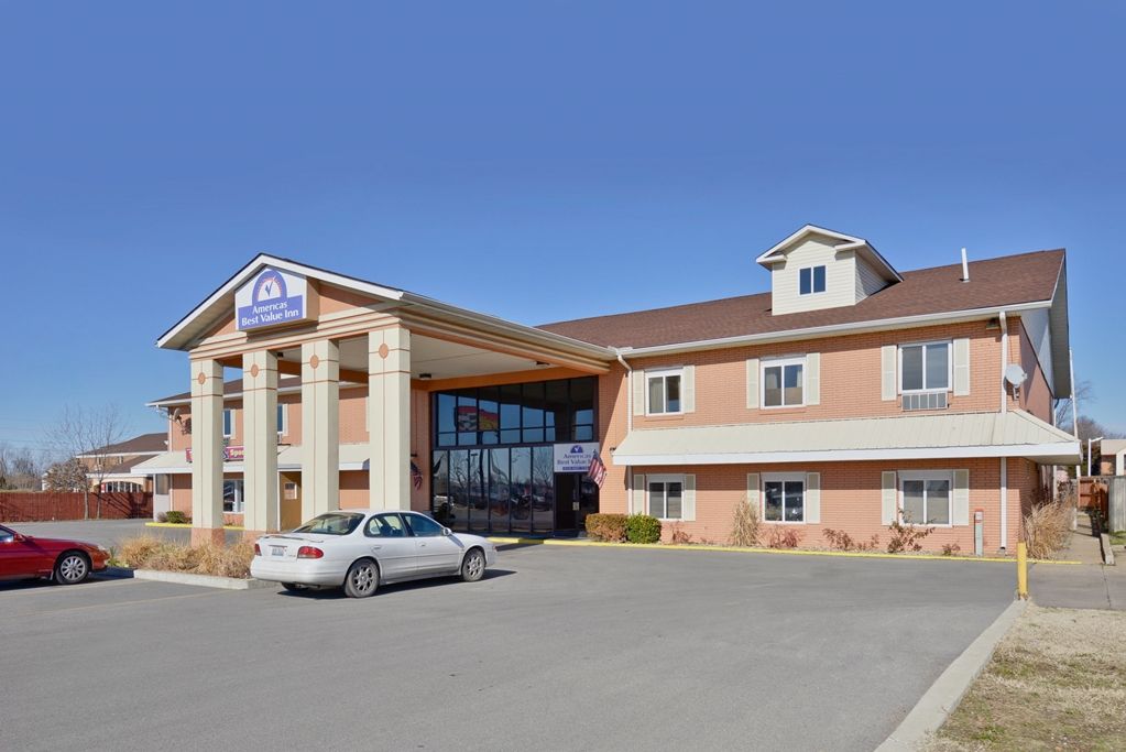 Americas Best Value Inn - thumb 0