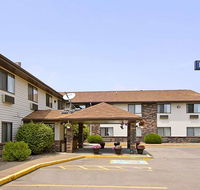 Days Inn  Suites Davenport East - Accommodation Missouri