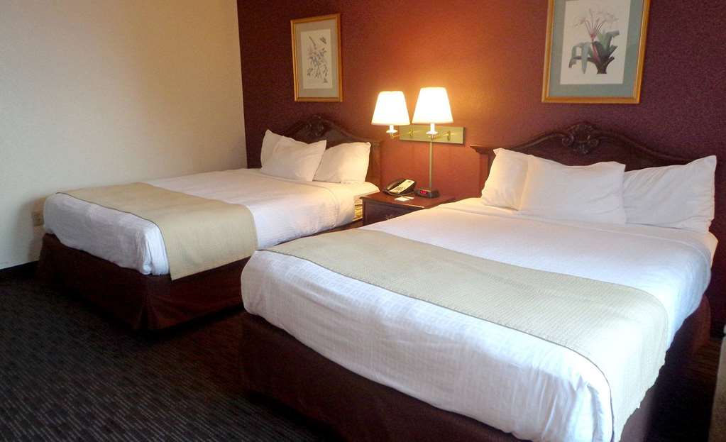 AmericInn Lodge & Suites Marshall - thumb 5