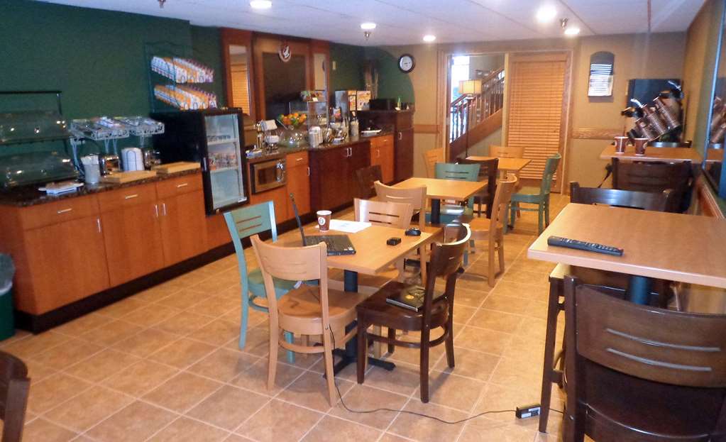 AmericInn Lodge & Suites Marshall - thumb 7