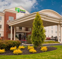 Holiday Inn Express Hotel  Suites - Accommodation Missouri