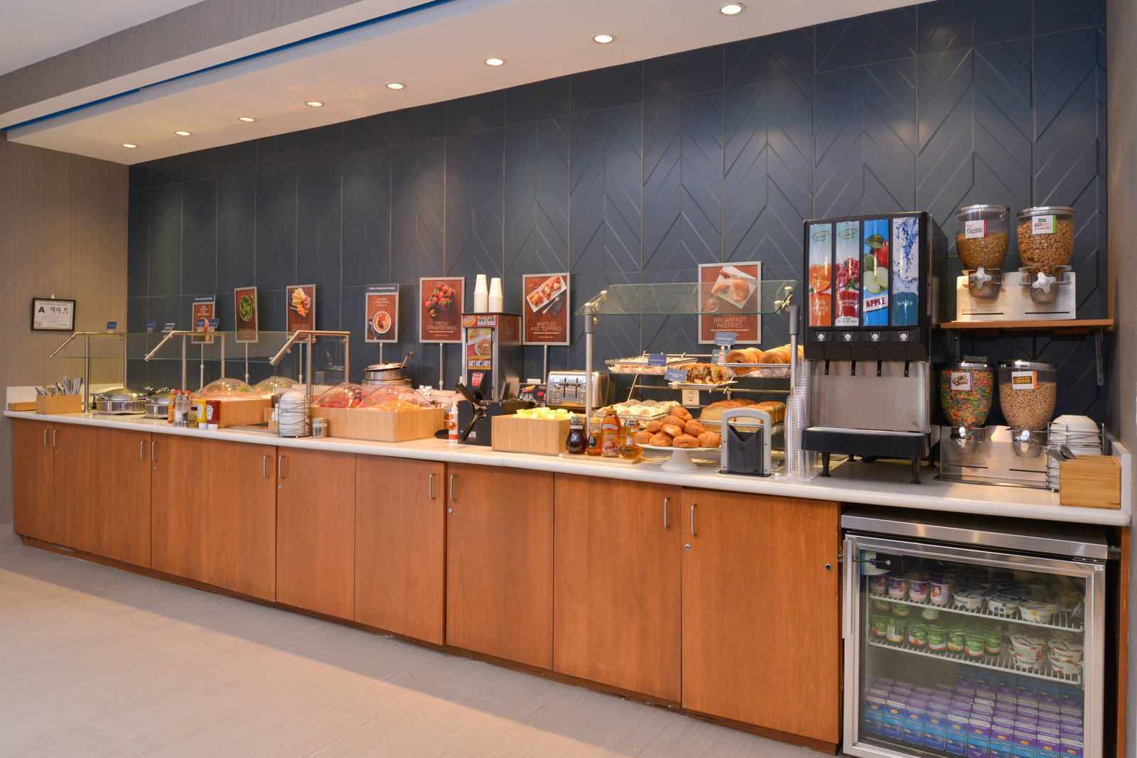 SpringHill Suites Raleigh Durham - thumb 9