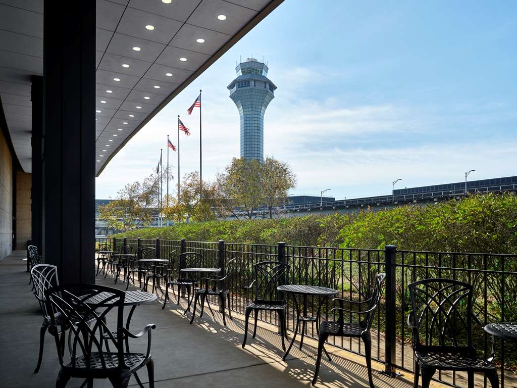 Hilton Chicago O'Hare Airport - thumb 0