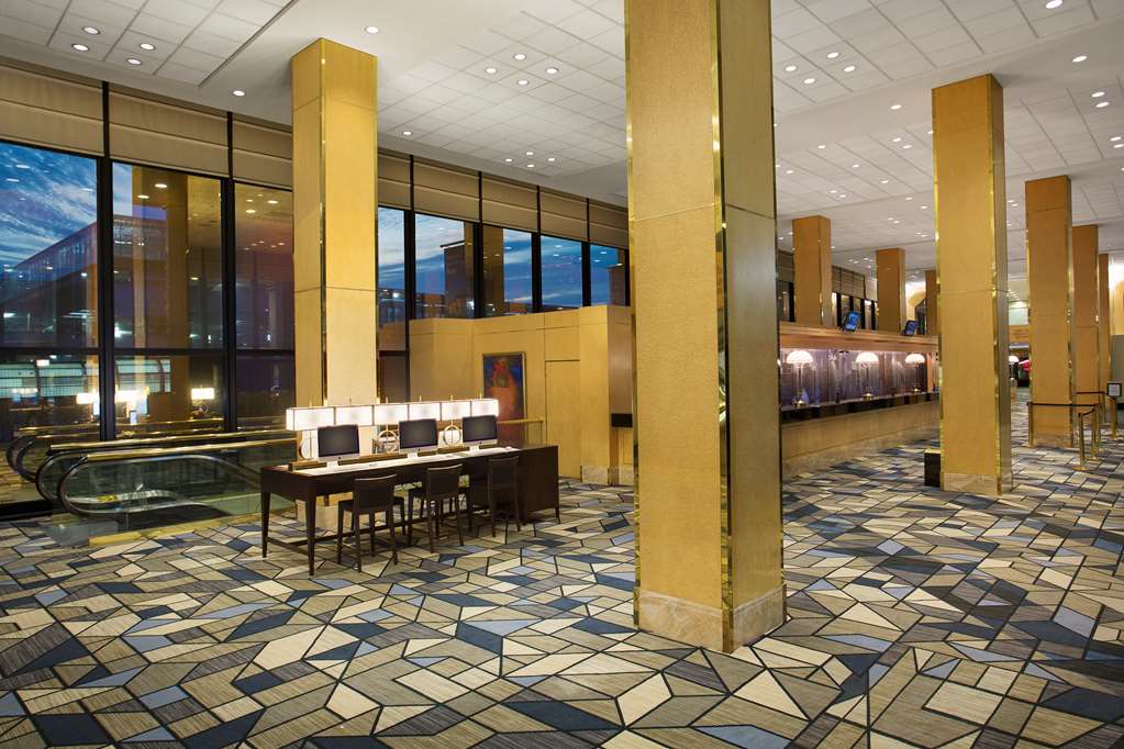 Hilton Chicago O'Hare Airport - thumb 4