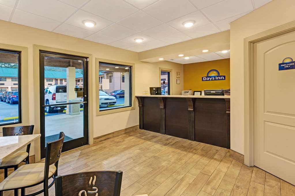 Days Inn Cherokee/Smokey Mountains - thumb 3