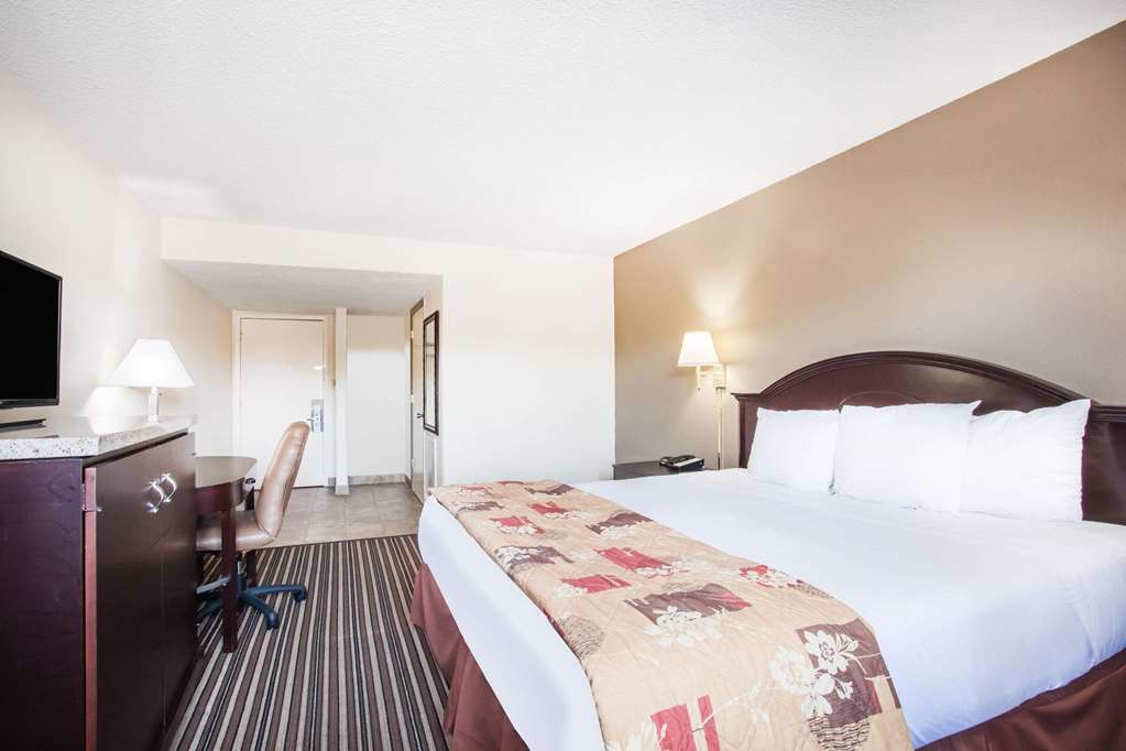 Days Inn Aberdeen - thumb 5