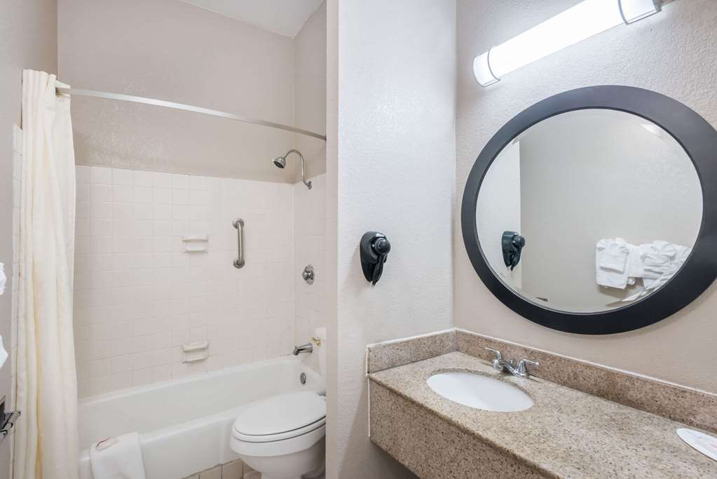 Travelodge Hotel Aberdeen - thumb 7