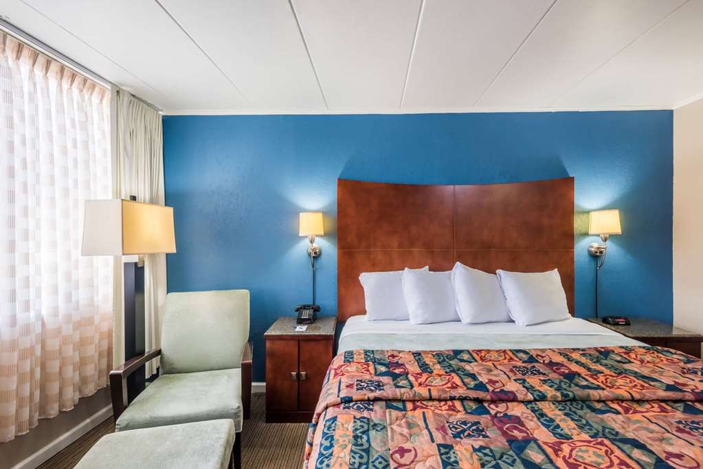 Travelodge Hotel Aberdeen - thumb 8