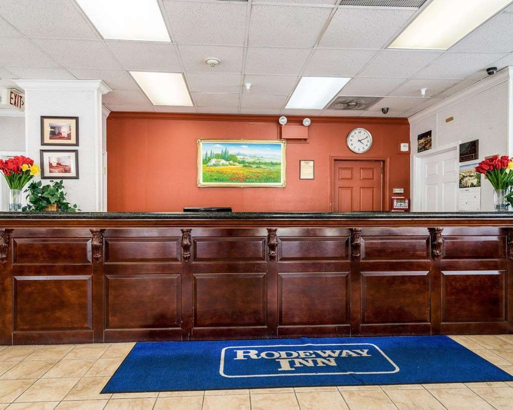 Rodeway Inn University - thumb 4