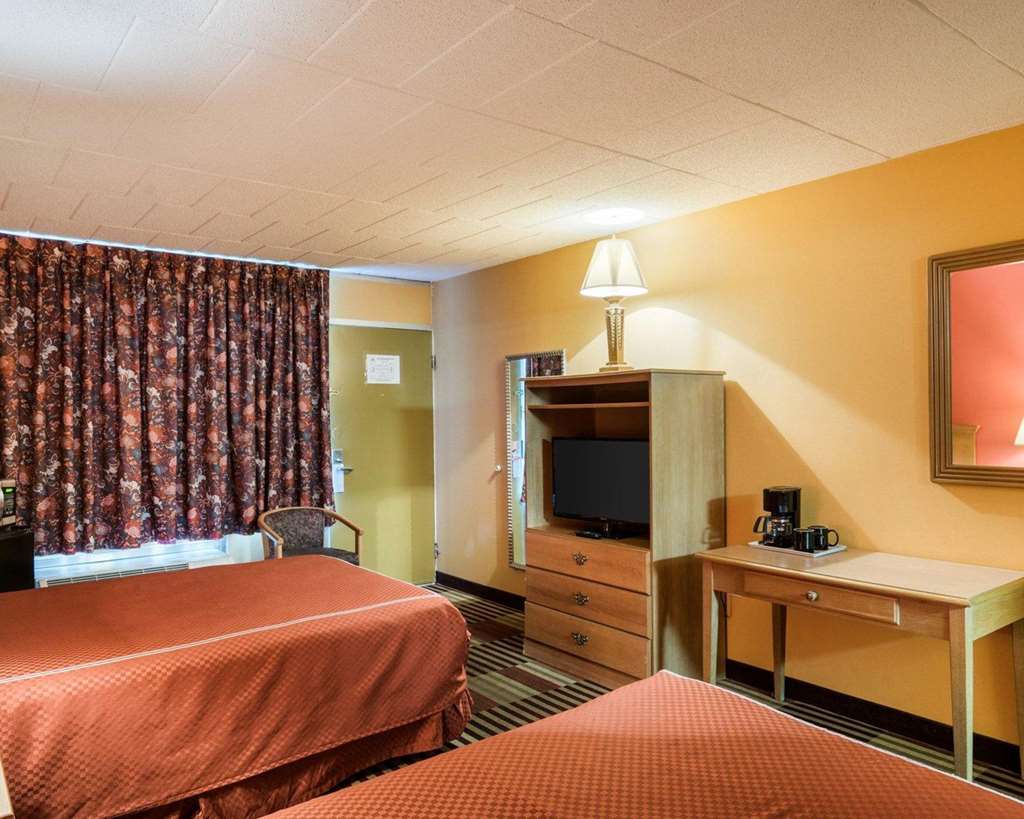 Rodeway Inn University - thumb 12
