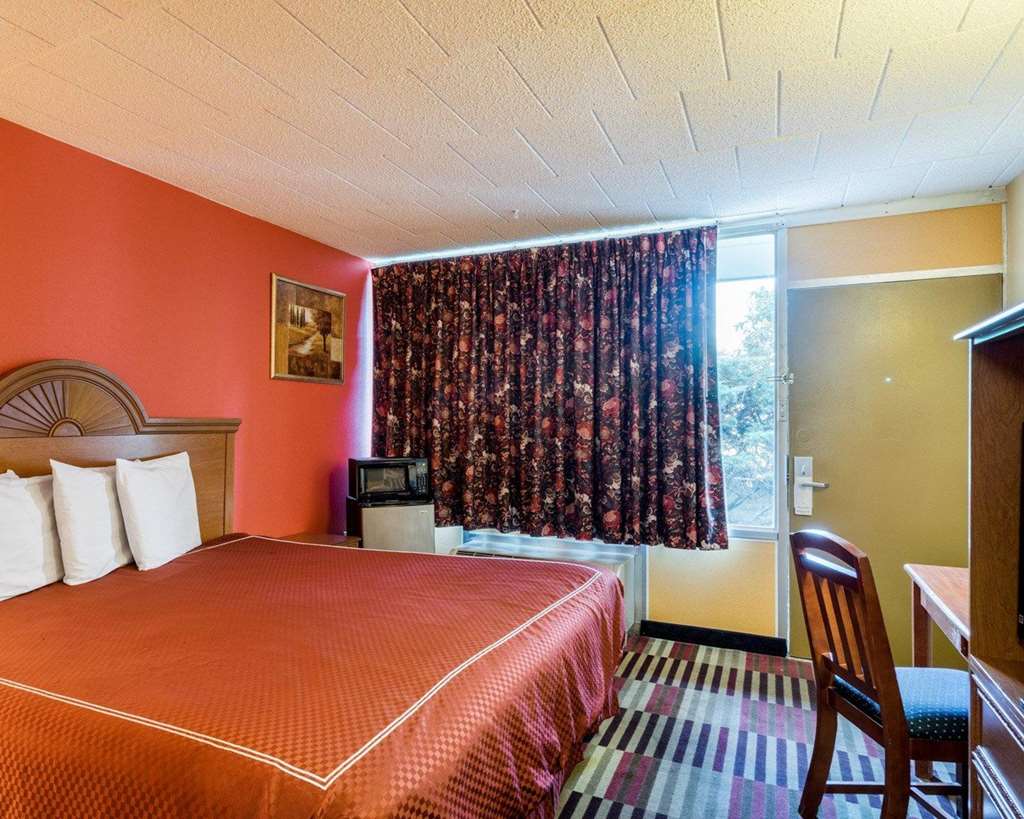 Rodeway Inn University - thumb 14