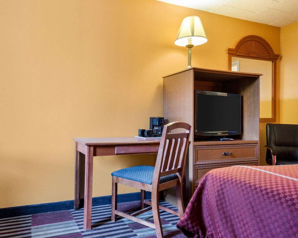 Rodeway Inn University - thumb 15