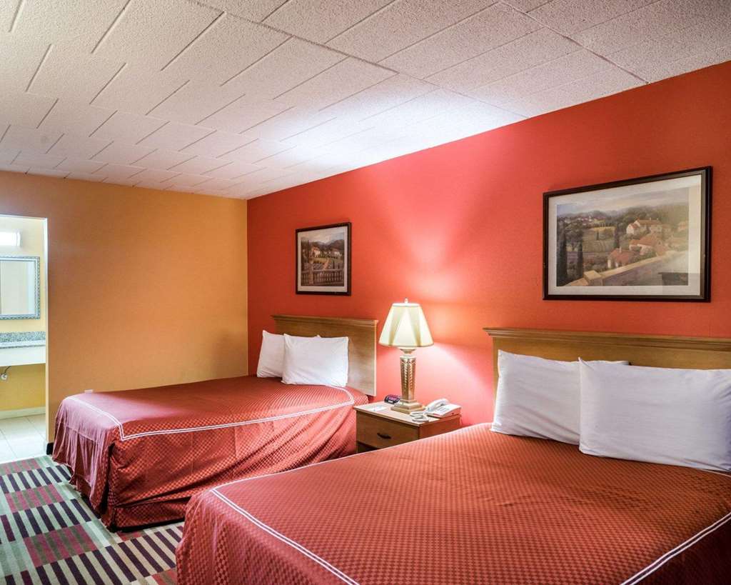 Rodeway Inn University - thumb 16