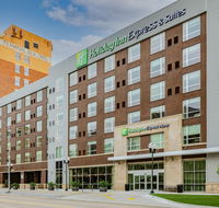 Holiday Inn Express  Suites Downtown - Accommodation Missouri