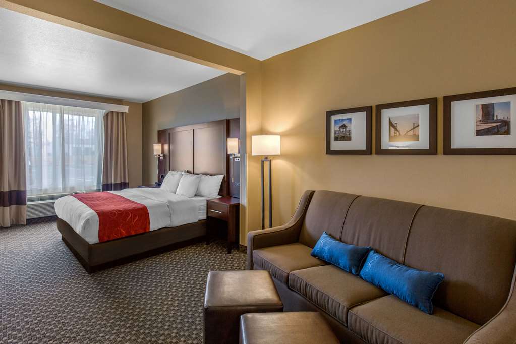 Comfort Suites - thumb 12