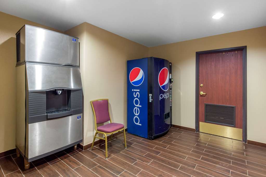Comfort Suites - thumb 16