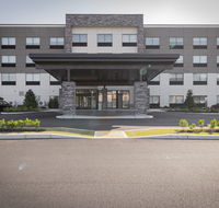 Holiday Inn Express/Suites Randolph - Accommodation Missouri