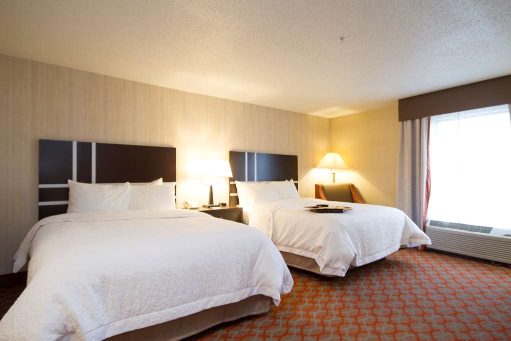 Hampton Inn Marshall - thumb 6