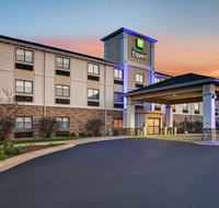 Holiday Inn Express Marshall - Accommodation Missouri