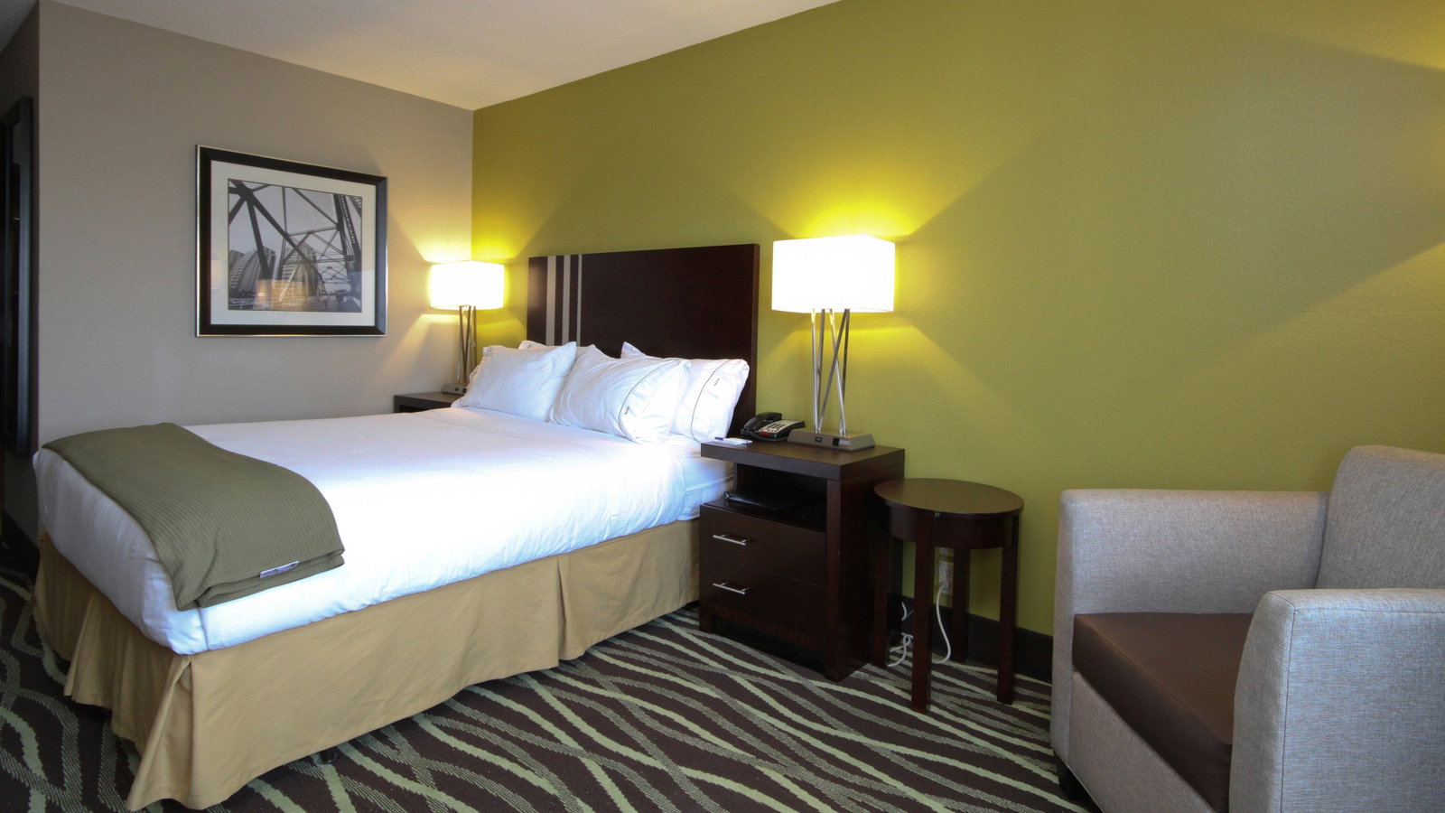 Holiday Inn Express Marshall - thumb 5