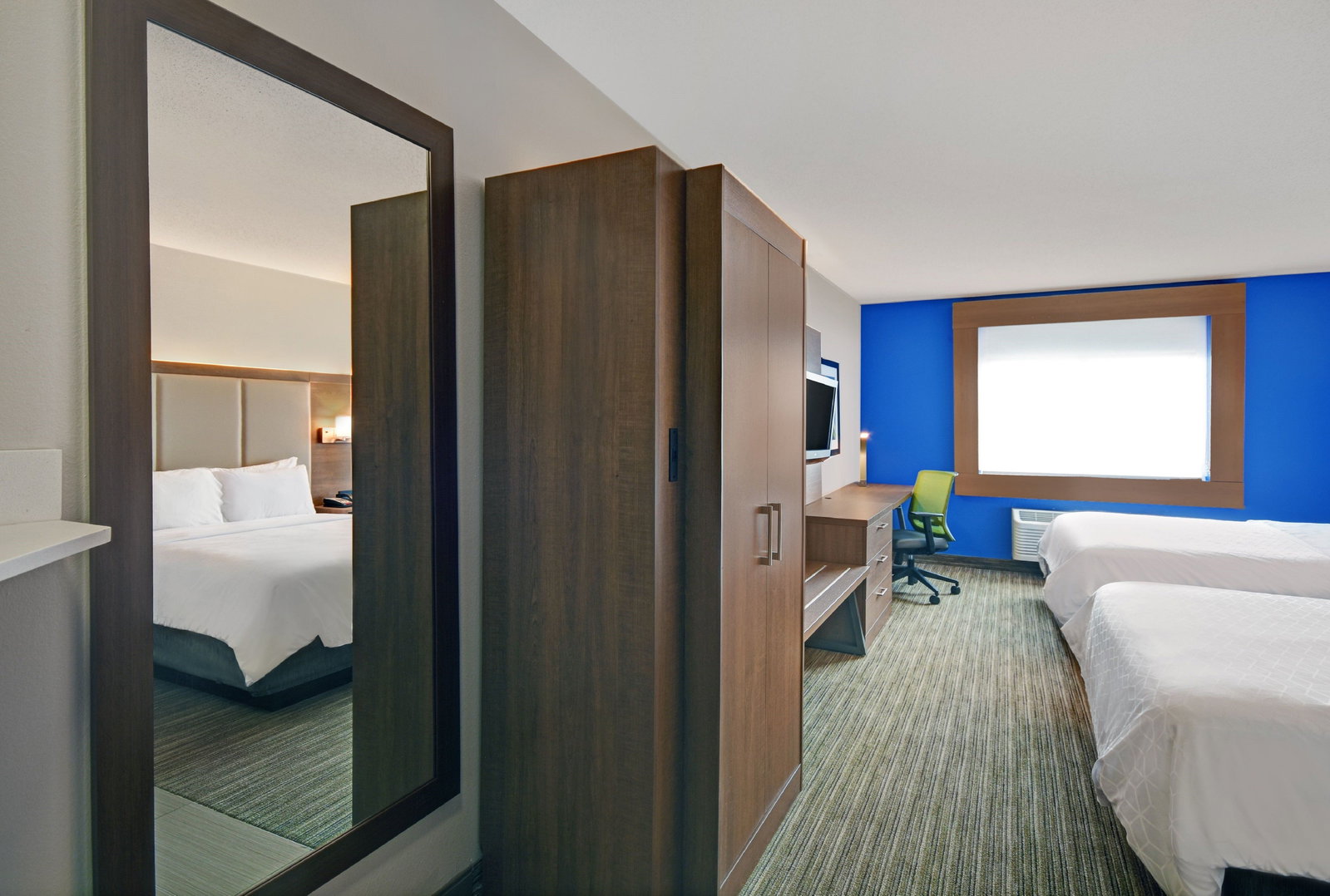 Holiday Inn Express Marshall - thumb 7
