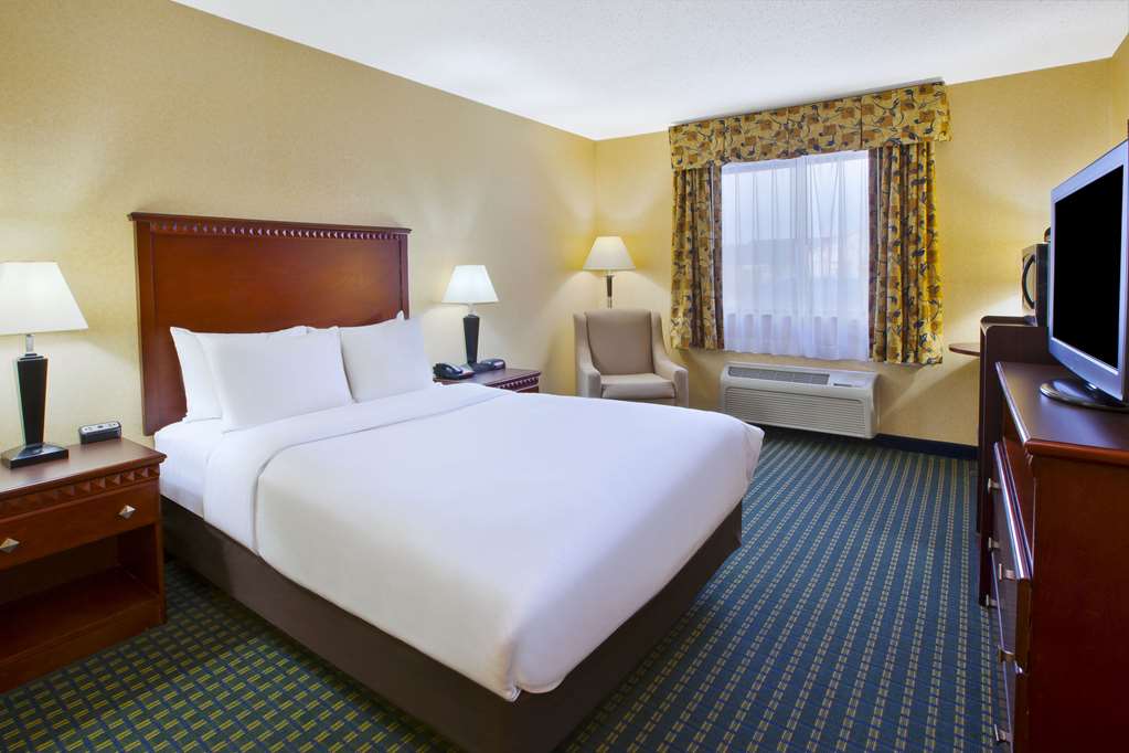 Quality Inn - thumb 4