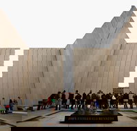 JFK Bus Tour with Oswald Rooming House optional CityPass - Accommodation Missouri