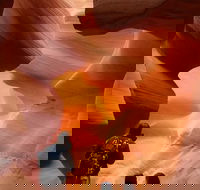 Small-Group Antelope Canyon and Horseshoe Bend Tour from Flagstaff - Accommodation Missouri