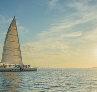 Key West Sunset Sail with Full Bar Live Music  Hors D'oeuvres - Accommodation Missouri