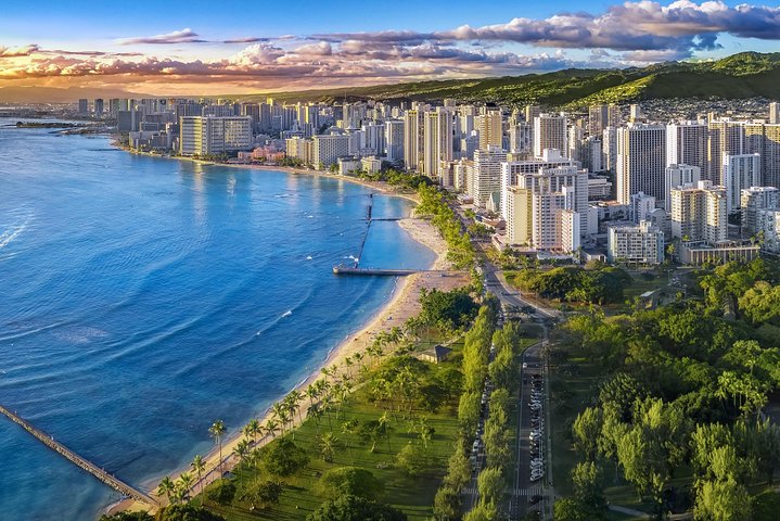 Open-Door Helicopter Tour over Oahu