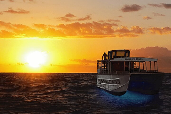 LUCKY LADY - Deluxe Na Pali Sunset Snorkel Tour