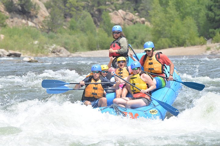 Full Day Intermediate Rafting Trip In Browns Canyon - thumb 2