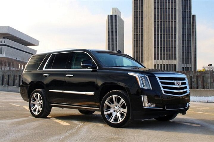 Departure Private Transfer: Detroit To Detroit Airport DTW In Luxury SUV - thumb 3