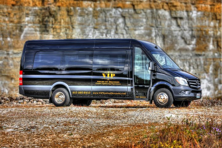 Branson VIP Wine Tasting And Dinner Tour