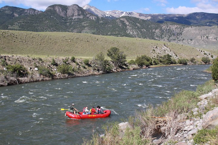 Scenic Float On The Yellowstone River - thumb 1