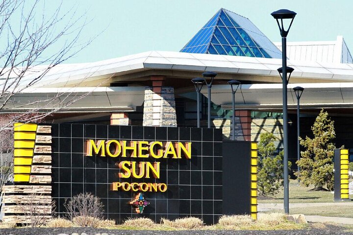 Private Roundtrip New York Airport Transfer to New York City