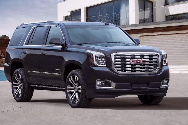 LGA Airport Transfers To Manhattan In Luxury Black SUV - thumb 0